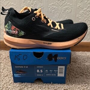 Brooks Levitate 3 LE Black and Orange Women's Shoes